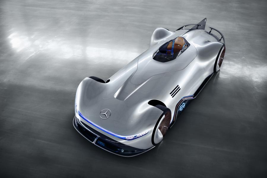  Mercedes-Benz Vision EQ Silver Arrow 2018 года  (фото 9 из 34)